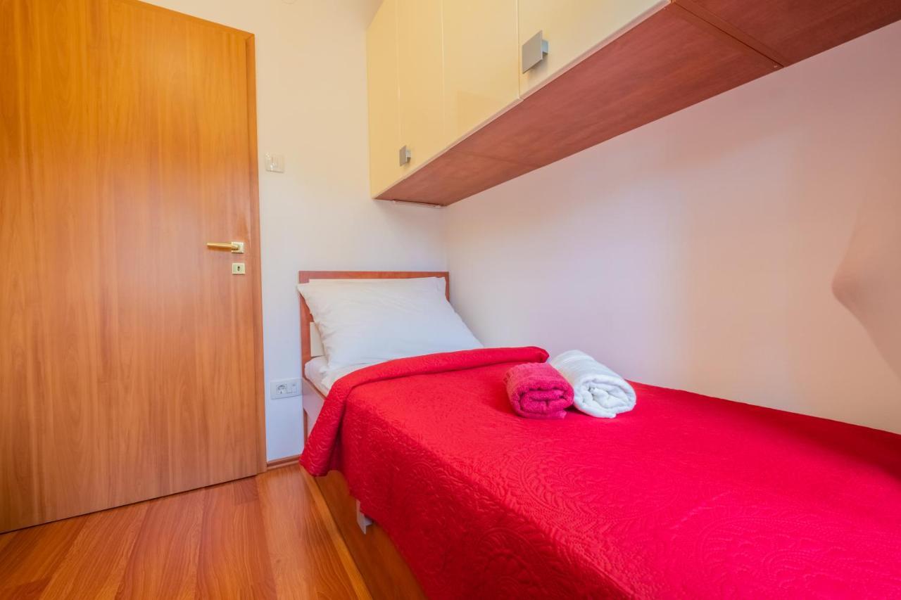 Apartments Laganini Novi Vinodolski Eksteriør billede